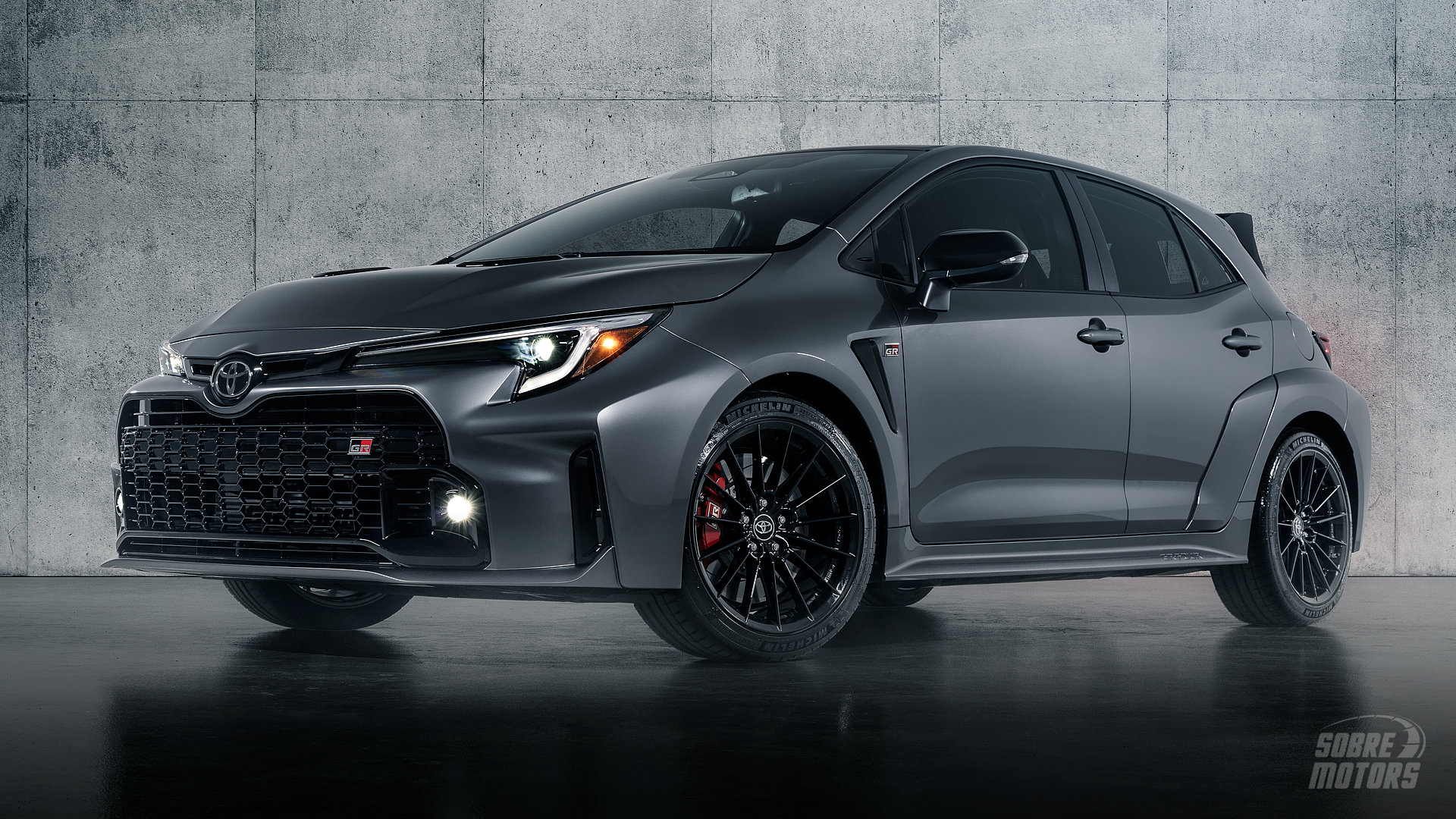 Toyota lança o Corolla GR 2023 com 300 cv e câmbio manual de 6 marchas