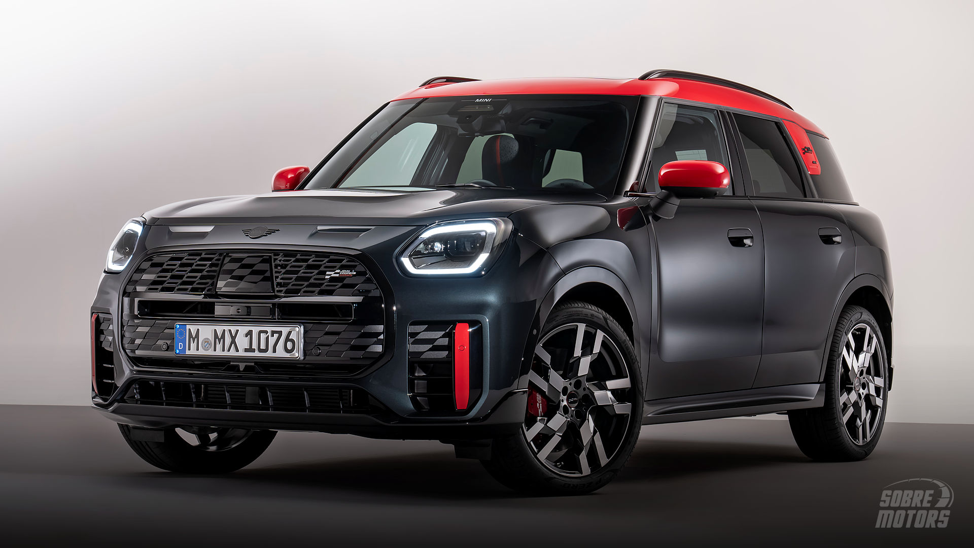 Mini lança o novo Countryman John Cooper Works ainda à combustão